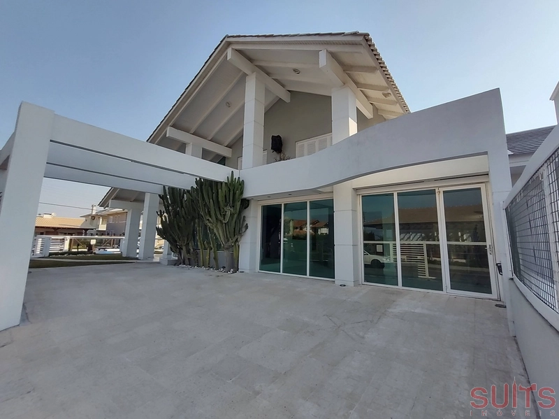 Excelente Sobrado de esquina na Zona do Caburé na Praia de Atlântida: 3ª foto da galeria de imagens do imóvel