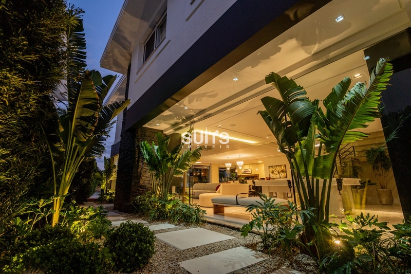 Luxo e requinte em apenas um imóvel no condomínio Atlântida Ilhas Park: 4ª foto da galeria de imagens do imóvel