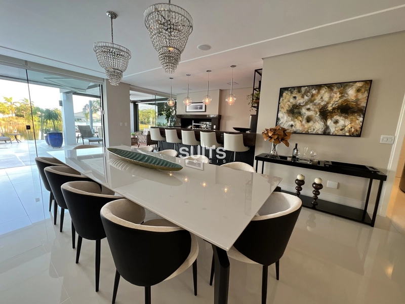 Luxo e requinte em apenas um imóvel no condomínio Atlântida Ilhas Park: 42ª foto da galeria de imagens do imóvel