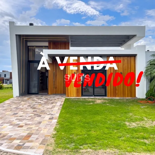 Excelente casa à venda no condomínio Blue: 1ª foto da galeria de imagens do imóvel