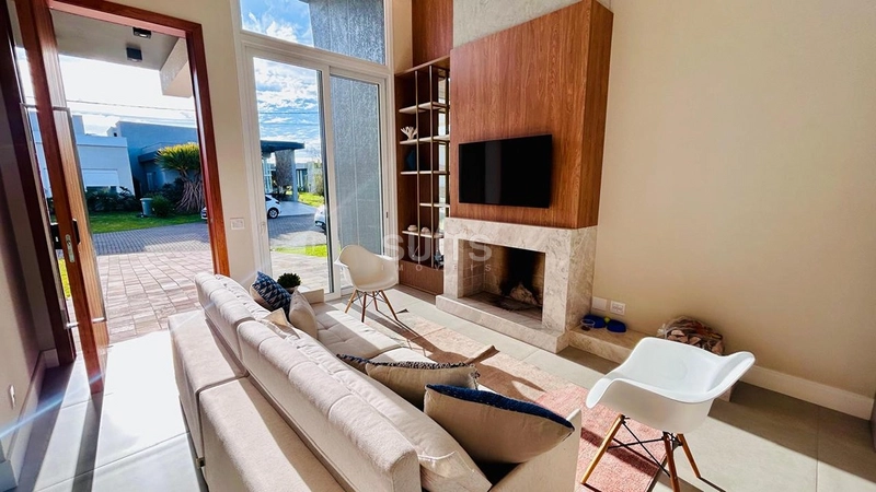 Excelente casa à venda no condomínio Blue: 4ª foto da galeria de imagens do imóvel