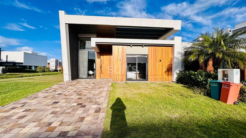 Excelente casa à venda no condomínio Blue: 1ª foto da galeria de imagens do imóvel