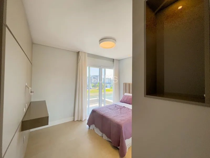 Lindo sobrado beira lago no Condomínio Enseada em Xangri-Lá: 30ª foto da galeria de imagens do imóvel