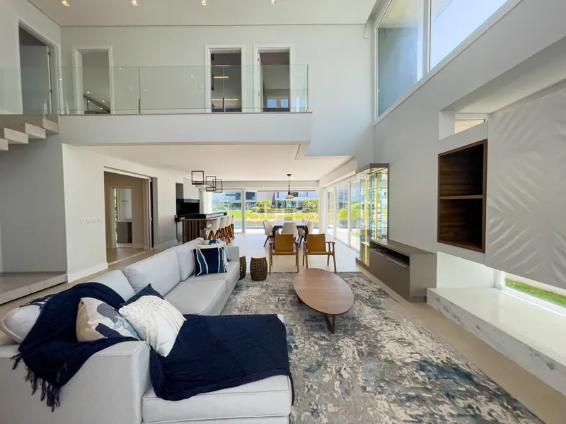 Lindo sobrado beira lago no Condomínio Enseada em Xangri-Lá: 7ª foto da galeria de imagens do imóvel