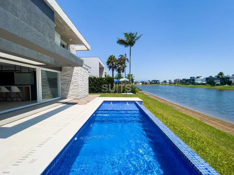 Lindo sobrado beira lago no Condomínio Enseada em Xangri-Lá: 35ª foto da galeria de imagens do imóvel