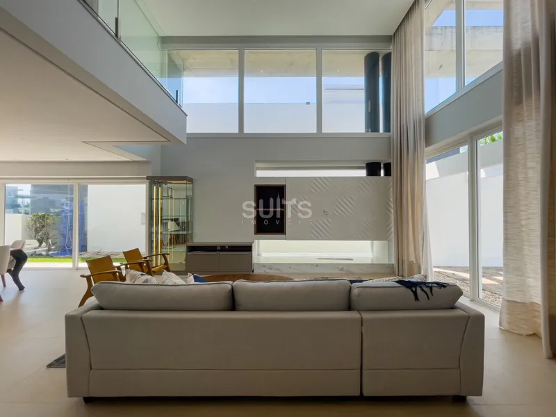 Lindo sobrado beira lago no Condomínio Enseada em Xangri-Lá: 4ª foto da galeria de imagens do imóvel