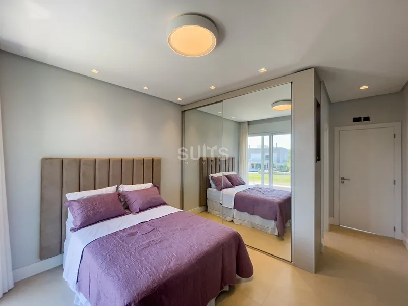 Lindo sobrado beira lago no Condomínio Enseada em Xangri-Lá: 31ª foto da galeria de imagens do imóvel