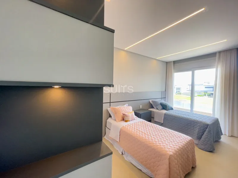 Lindo sobrado beira lago no Condomínio Enseada em Xangri-Lá: 27ª foto da galeria de imagens do imóvel