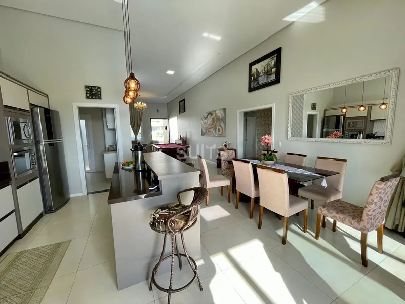 Excelente Casa Beira-lago no Condomínio Riviera em Xangri-lá: 11ª foto da galeria de imagens do imóvel