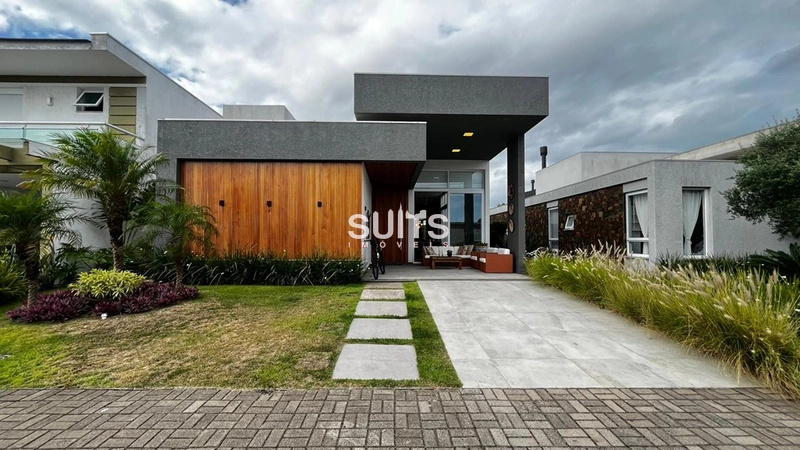 Incrível casa à venda no condomínio Sea Coast em Xangri-Lá: 1ª foto da galeria de imagens do imóvel