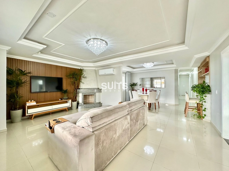 Excelente casa à 01 quadra do mar na praia de Atlântida Sul: 4ª foto da galeria de imagens do imóvel