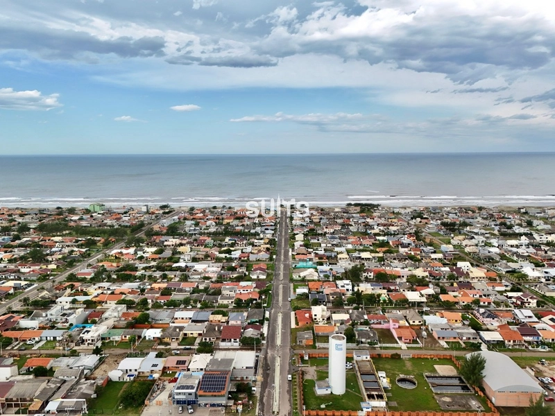 Excelente casa à 01 quadra do mar na praia de Atlântida Sul: 28ª foto da galeria de imagens do imóvel