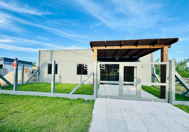 Casa térrea mobiliada, bem localizada em Atlântida Sul.: 11ª foto da galeria de imagens do imóvel