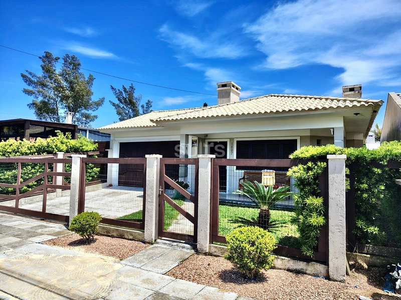 Excelente casa à venda no Centro : 1ª foto da galeria de imagens do imóvel