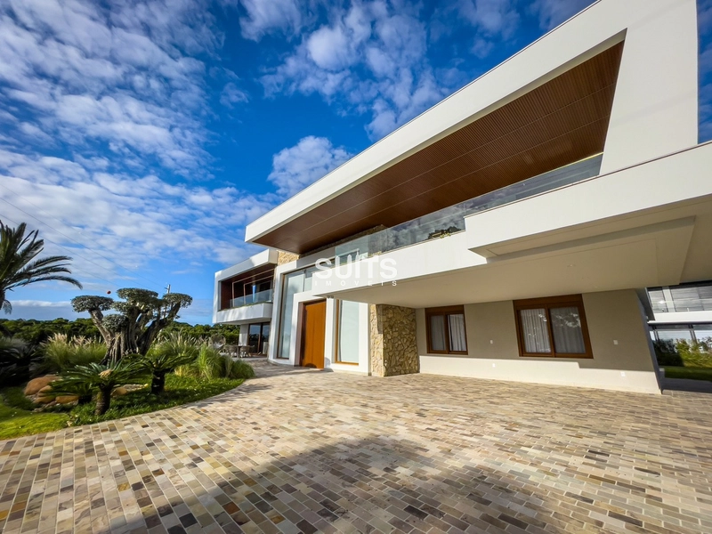 Simplesmente único. Mansão na beira da lagoa no Cond. Velas da Marina!: 3ª foto da galeria de imagens do imóvel