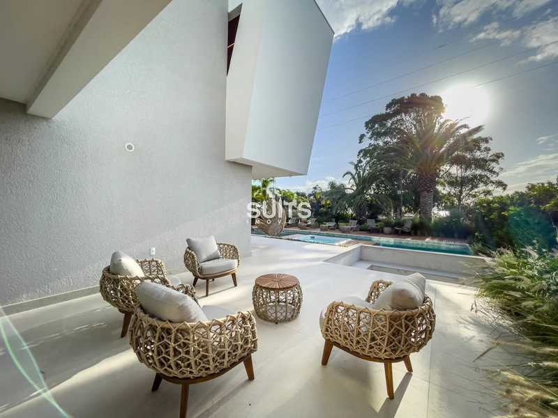 Simplesmente único. Mansão na beira da lagoa no Cond. Velas da Marina!: 4ª foto da galeria de imagens do imóvel