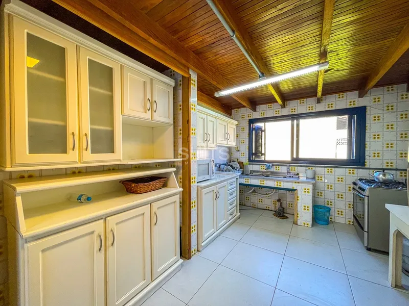 Excelente sobrado próximo do mar na praia de Rainha do Mar: 14ª foto da galeria de imagens do imóvel