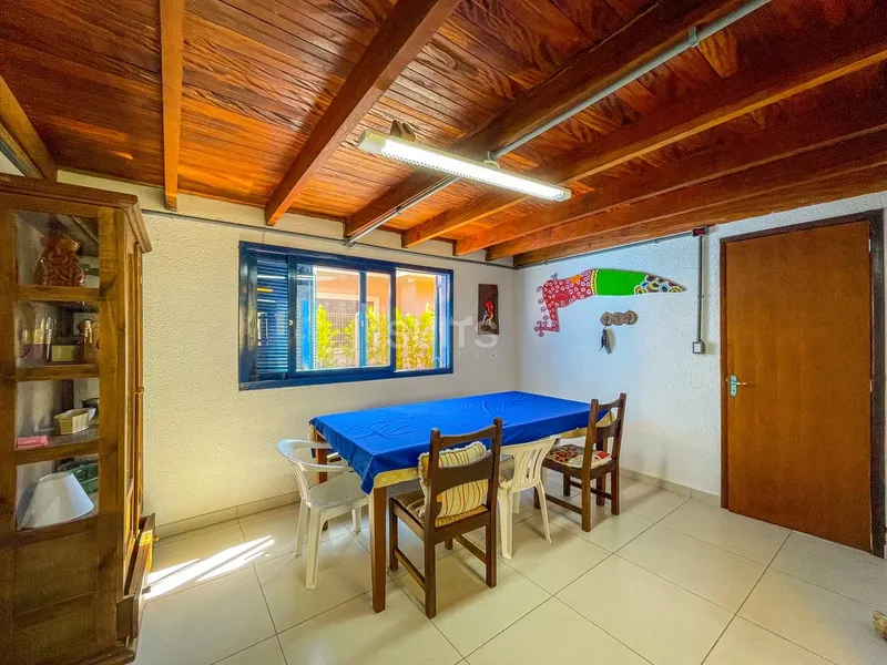 Excelente sobrado próximo do mar na praia de Rainha do Mar: 13ª foto da galeria de imagens do imóvel