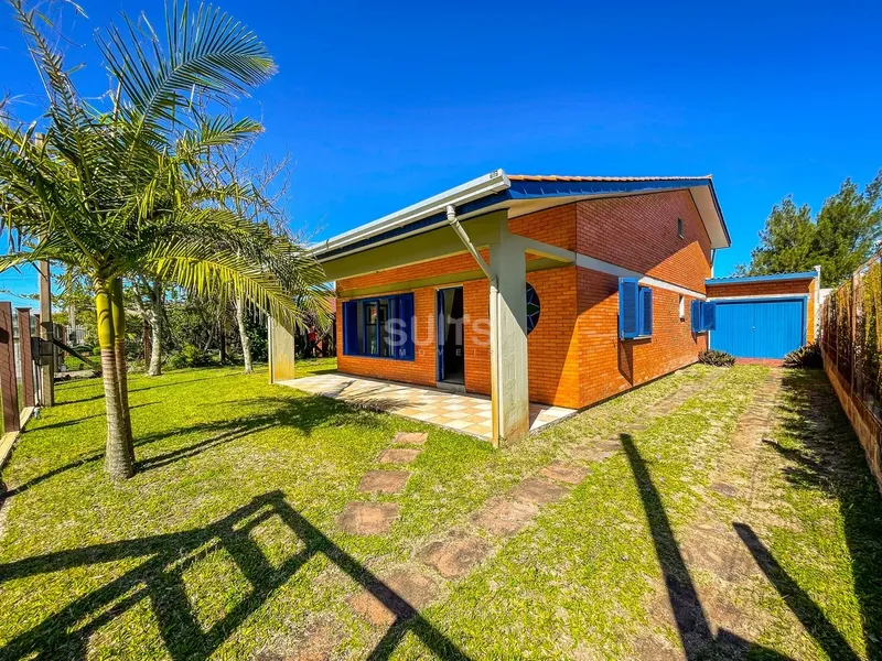 Excelente sobrado próximo do mar na praia de Rainha do Mar: 2ª foto da galeria de imagens do imóvel