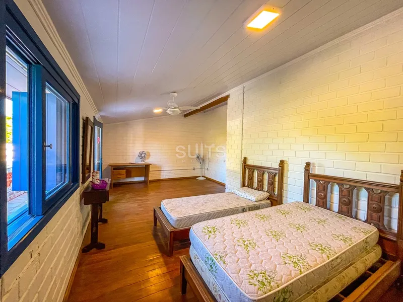 Excelente sobrado próximo do mar na praia de Rainha do Mar: 24ª foto da galeria de imagens do imóvel