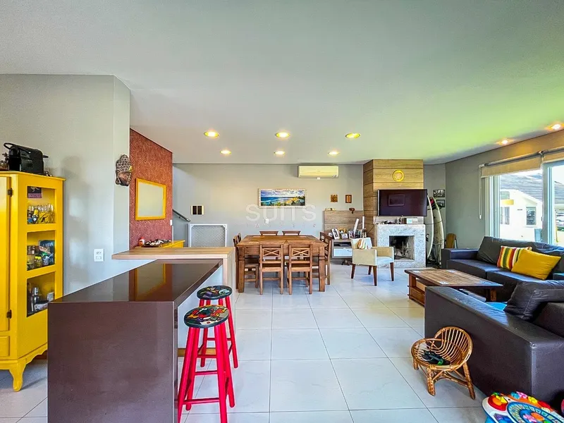 Ótima casa de esquina no condomínio Las Palmas: 10ª foto da galeria de imagens do imóvel