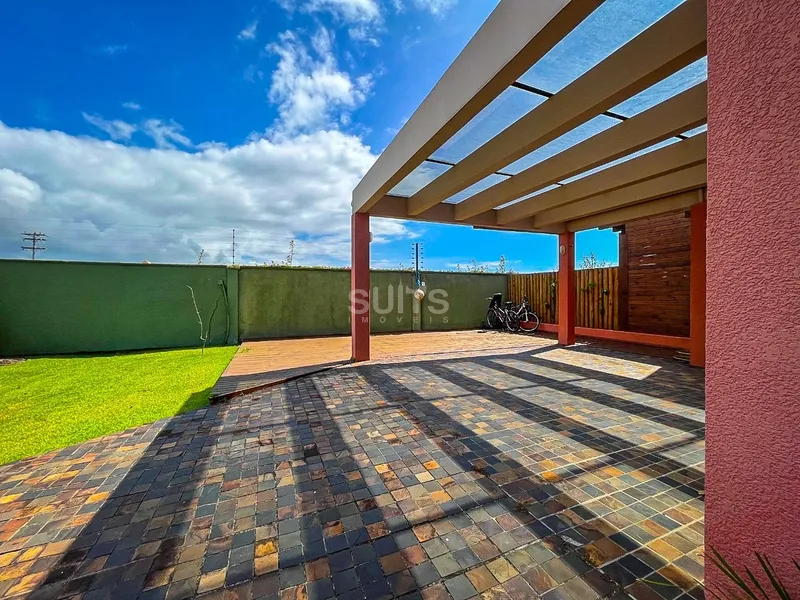 Ótima casa de esquina no condomínio Las Palmas: 4ª foto da galeria de imagens do imóvel