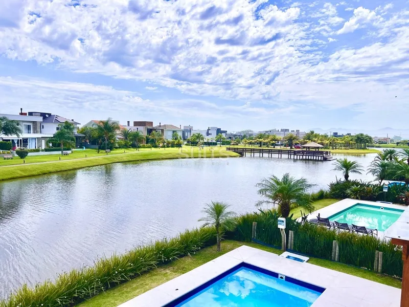 Excelente sobrado beira lago no condomínio Sea Coast: 37ª foto da galeria de imagens do imóvel