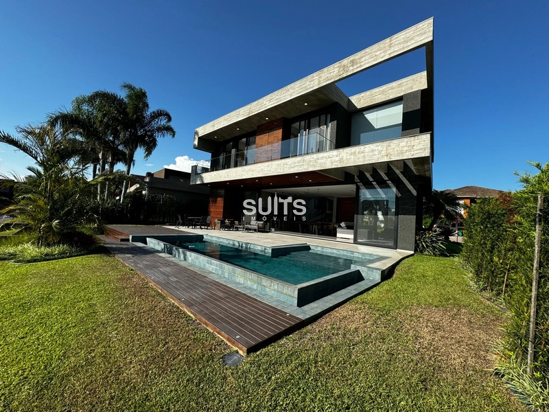 Incrível sobrado de esquina e na beira do lago no condomínio Malibu: 20ª foto da galeria de imagens do imóvel