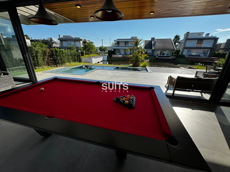 Incrível sobrado de esquina e na beira do lago no condomínio Malibu: 11ª foto da galeria de imagens do imóvel