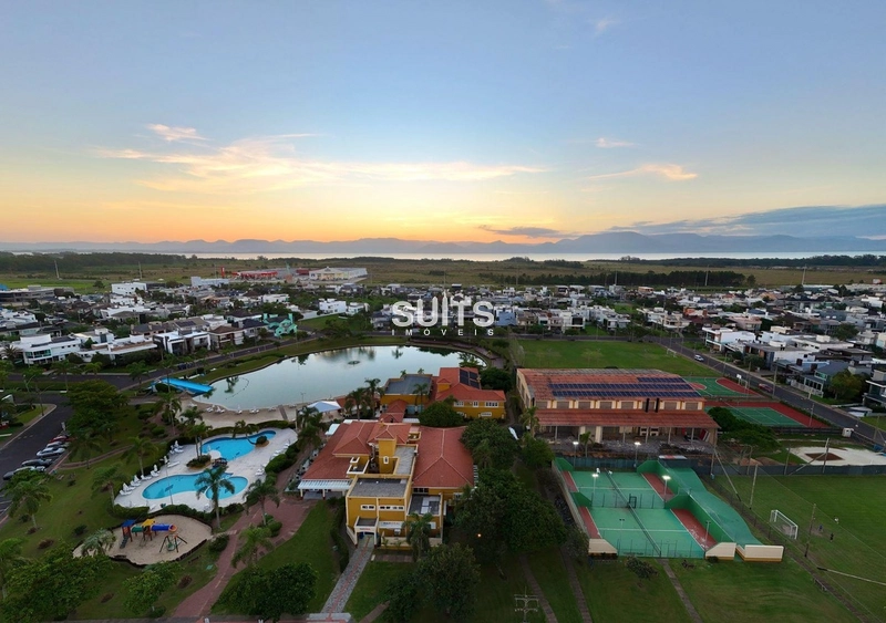 Excelente casa à venda no condomínio Condado em Capão de Canoa: 1ª foto da galeria de imagens do imóvel