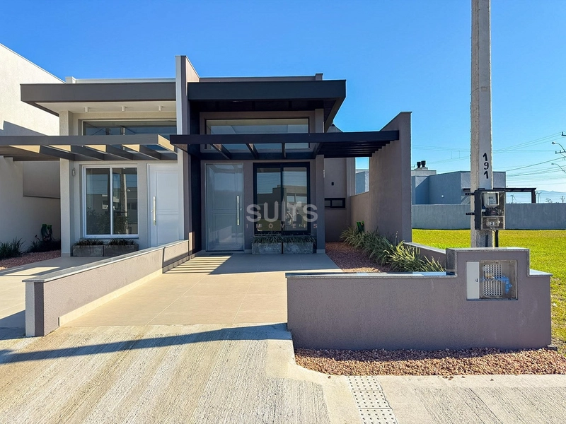 Excelente casa à venda no bairro planejado Santorini : 2ª foto da galeria de imagens do imóvel