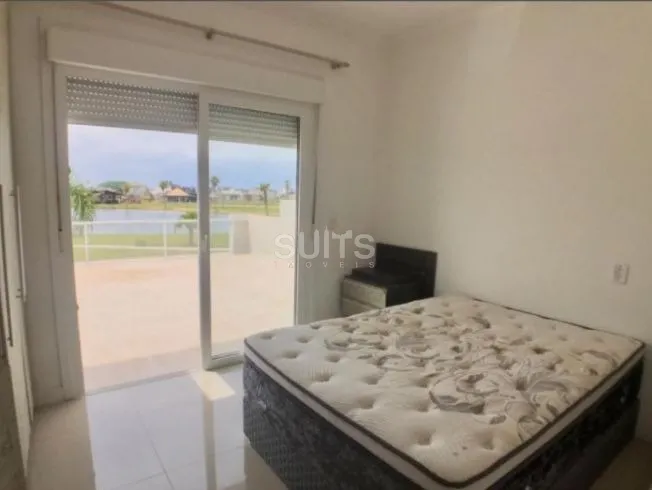 Excelente casa com vista para o lago no condomínio Riviera: 16ª foto da galeria de imagens do imóvel