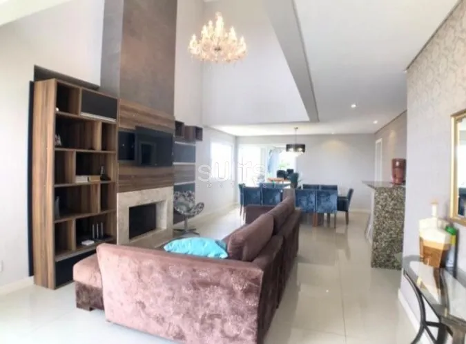 Excelente casa com vista para o lago no condomínio Riviera: 3ª foto da galeria de imagens do imóvel