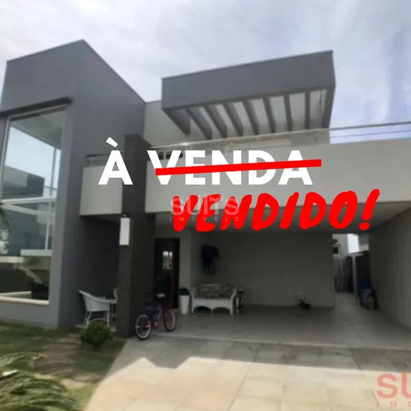 Excelente casa com vista para o lago no condomínio Riviera: 1ª foto da galeria de imagens do imóvel