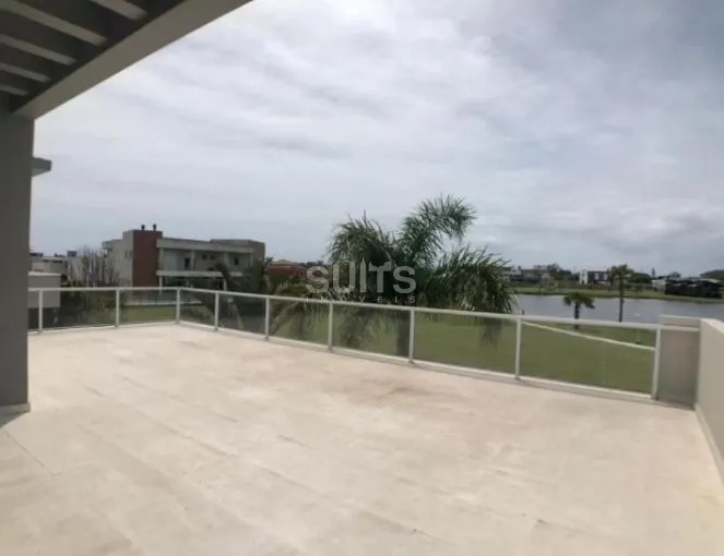 Excelente casa com vista para o lago no condomínio Riviera: 17ª foto da galeria de imagens do imóvel