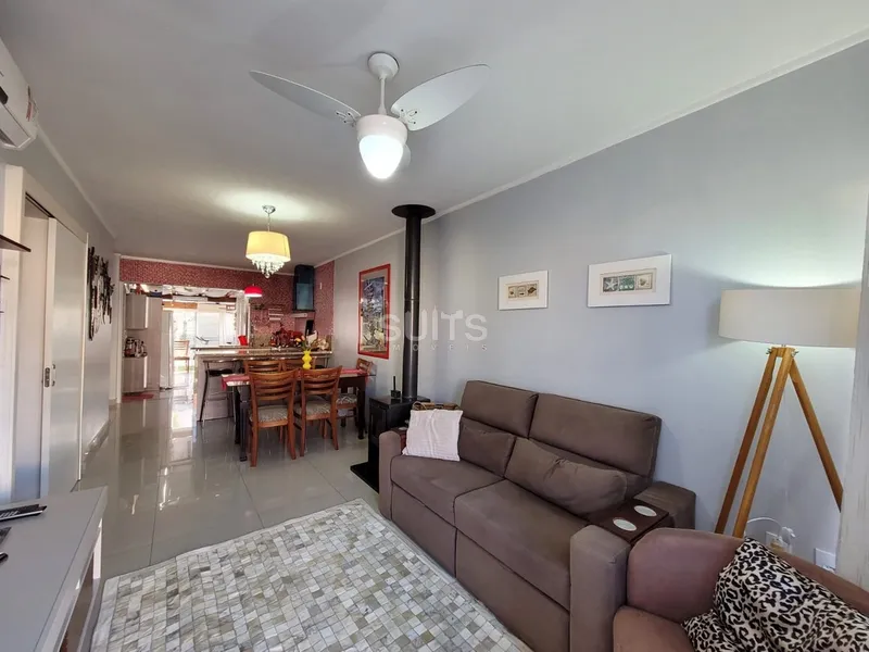 Excelente casa à venda no condomínio Casa Hermosa: 2ª foto da galeria de imagens do imóvel