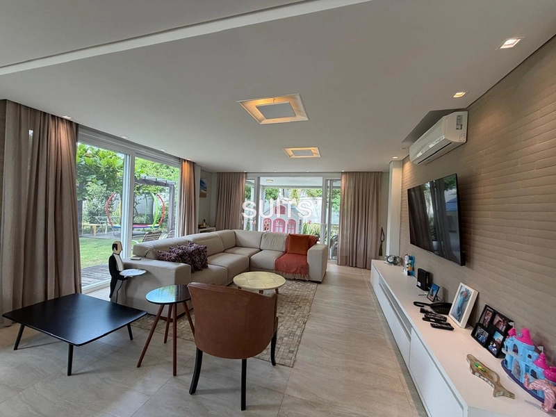 Excelente sobrado à venda com 02 terrenos no Bosques : 3ª foto da galeria de imagens do imóvel