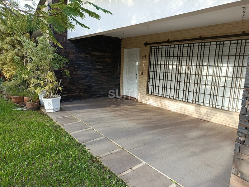 Excelente casa térrea à venda em Atlântida : 3ª foto da galeria de imagens do imóvel