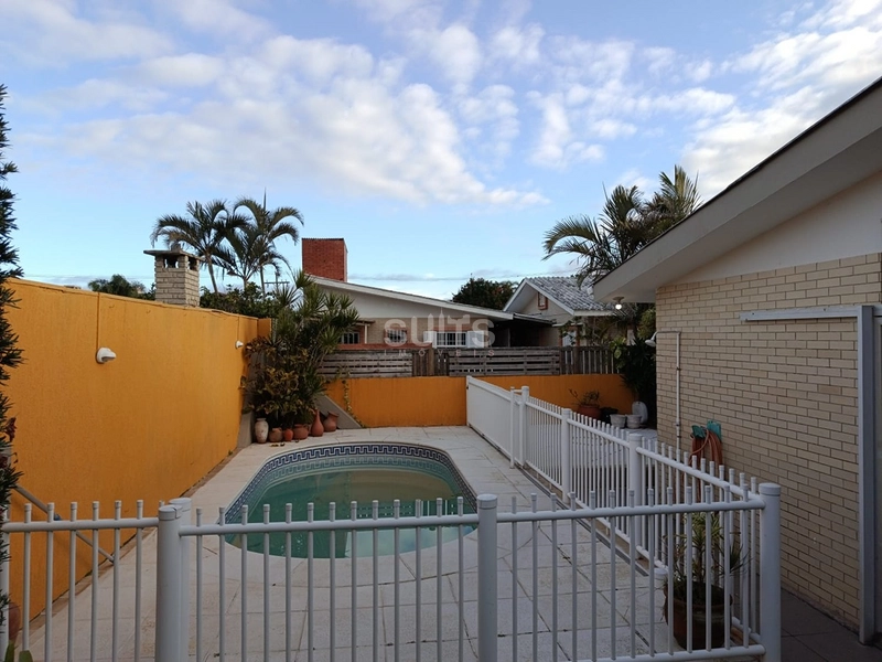 Excelente casa térrea à venda em Atlântida : 32ª foto da galeria de imagens do imóvel