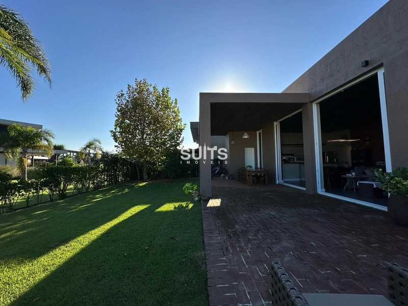 Excelente casa à venda no condomínio Enseada: 4ª foto da galeria de imagens do imóvel