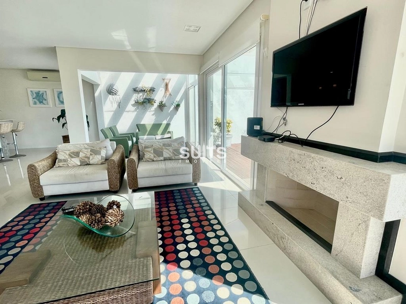 Excelente sobrado à venda no Centro de Xangri-lá: 4ª foto da galeria de imagens do imóvel