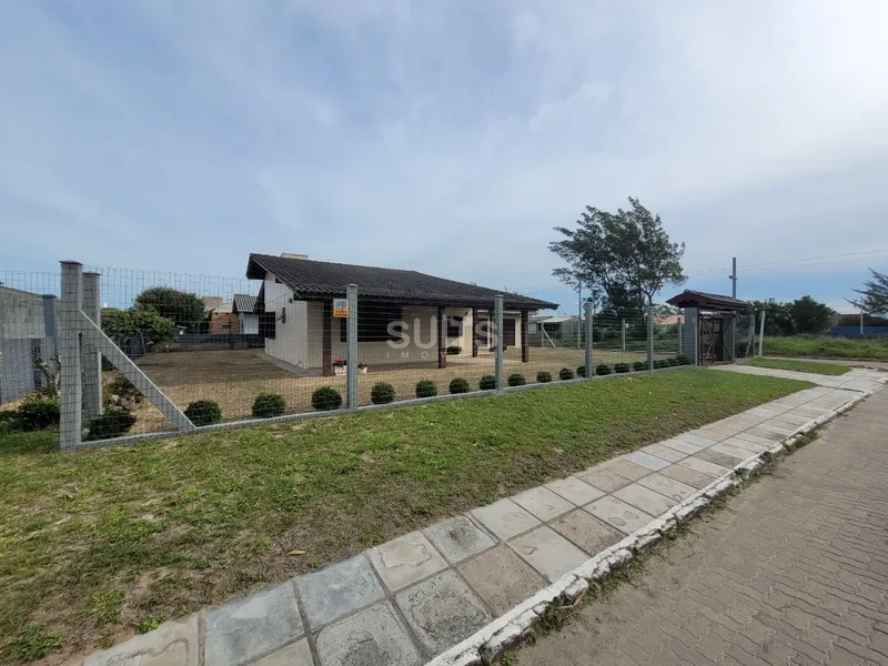 Ótima casa de esquina com 02 terrenos à venda na Noiva do Mar: 4ª foto da galeria de imagens do imóvel