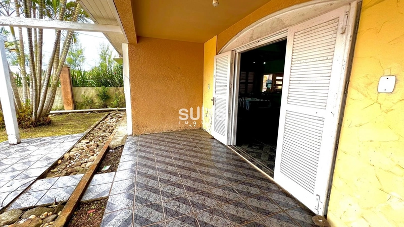 Excelente á venda no Centro de Xangri-lá: 2ª foto da galeria de imagens do imóvel