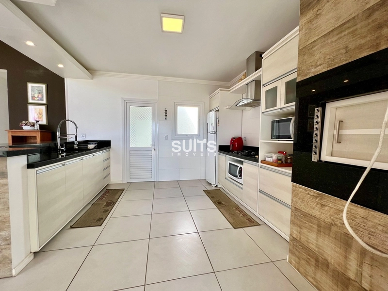 Excelente casa à poucos metros do mar na praia de Rainha do Mar: 57ª foto da galeria de imagens do imóvel