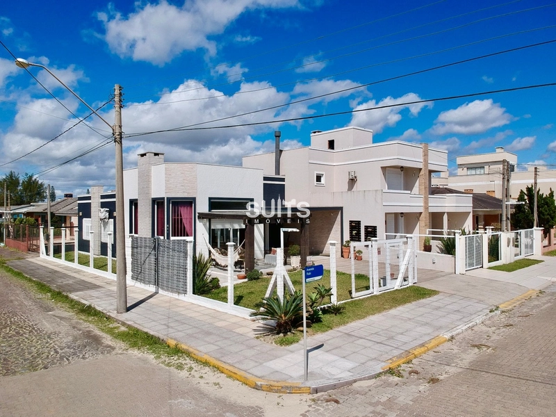 Excelente casa à poucos metros do mar na praia de Rainha do Mar: 4ª foto da galeria de imagens do imóvel