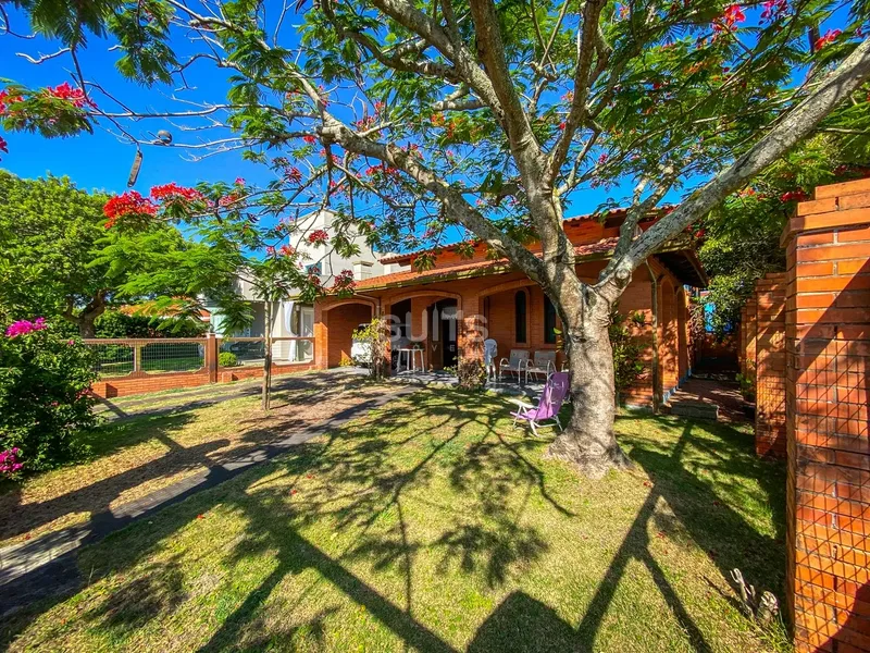 Casa em ótima localização na praia de Rainha do Mar: 1ª foto da galeria de imagens do imóvel