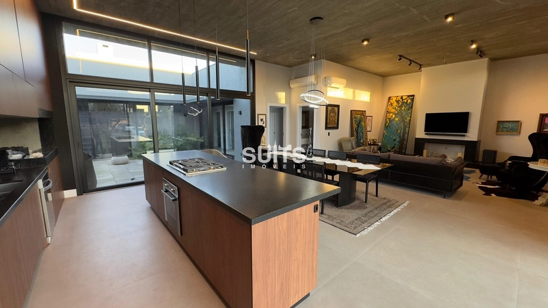 Excelente casa à venda no condomínio Dubai: 3ª foto da galeria de imagens do imóvel