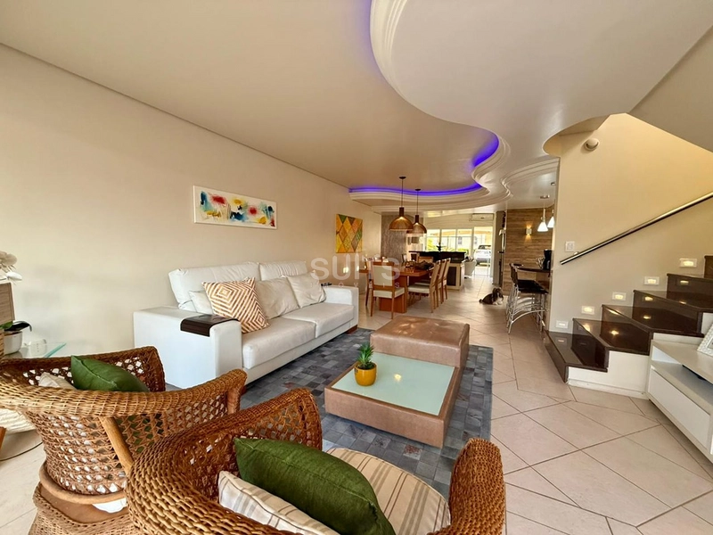 Excelente sobrado à venda no Villas Resort : 2ª foto da galeria de imagens do imóvel