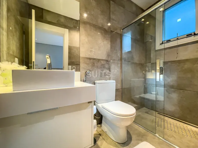 Excelente sobrado mobiliado e decorado no condomínio Enseada: 22ª foto da galeria de imagens do imóvel