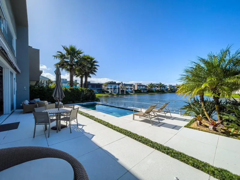 Excelente sobrado mobiliado e decorado no condomínio Enseada: 15ª foto da galeria de imagens do imóvel